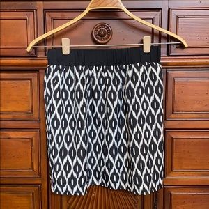 Ikat black and white skirt